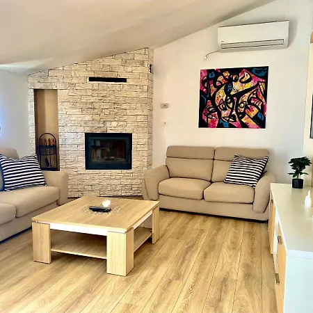 Apartment Golden Zaboric